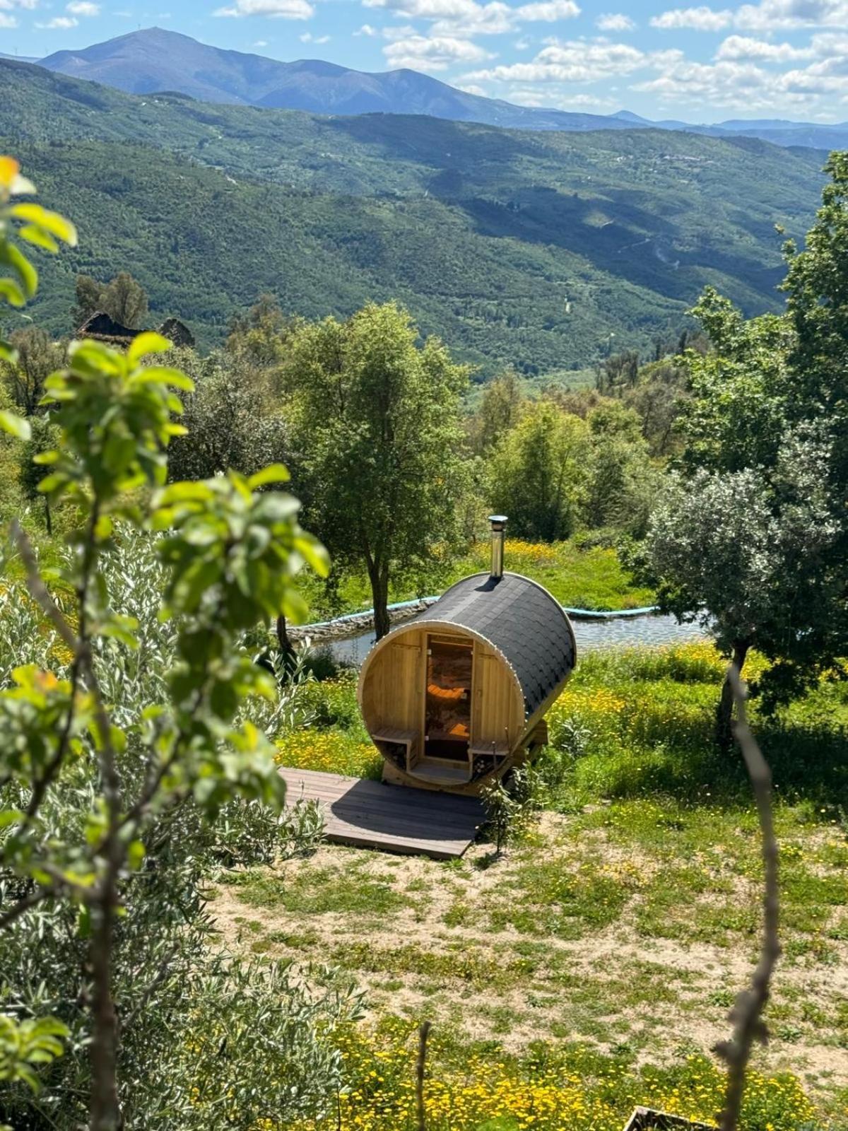Monkey Tiny Barnhouse With Amazing Views! Villa Folhadosa Buitenkant foto